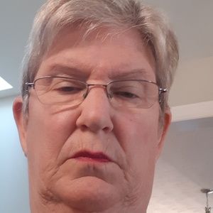 Meet your Posher, Sandy